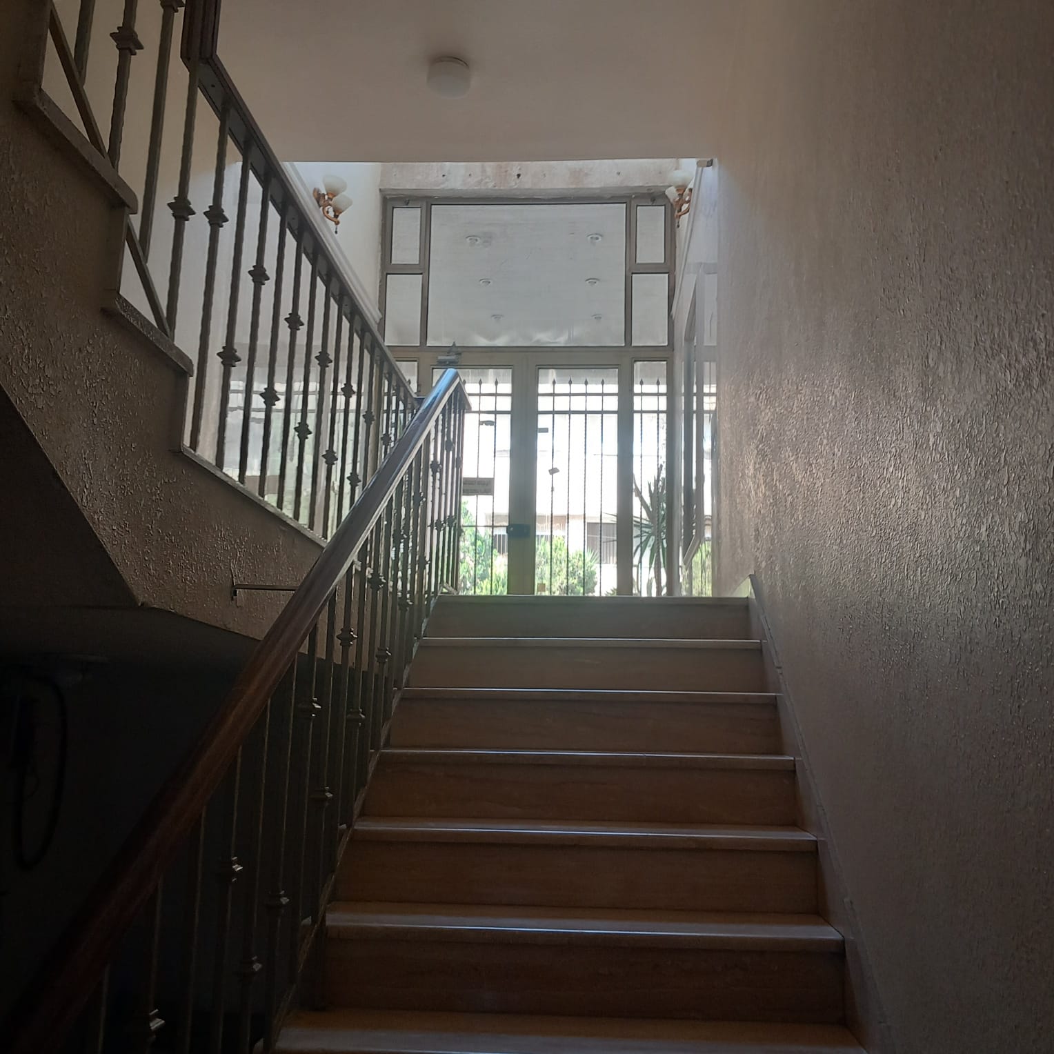 Modern apartment for sale - Property Image 12